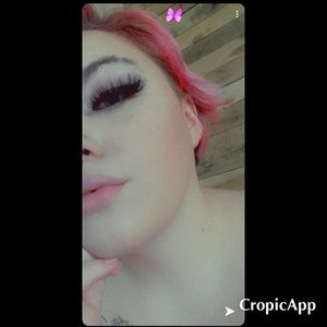 Meet your Posher, Adrianna